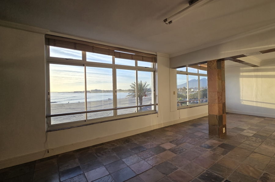 2 Bedroom Property for Sale in Gordons Bay Village Western Cape